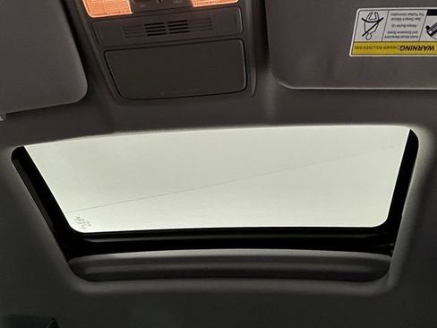 Used 2017 Honda CR-V EX image 32