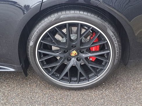 Certified 2023 Porsche Panamera GTS image 13