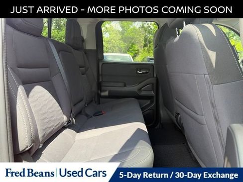 Used 2023 Nissan Frontier SV w/ SV Convenience Package AWD/4WD image 15