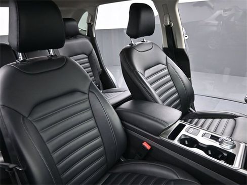 Used 2024 Ford Edge SEL image 24