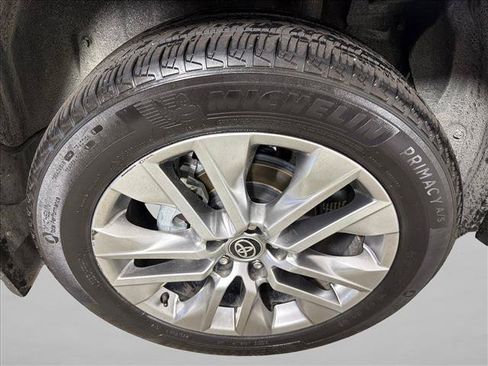 Used 2024 Toyota RAV4 Limited w/ Advanced Technology Package FWD image 18