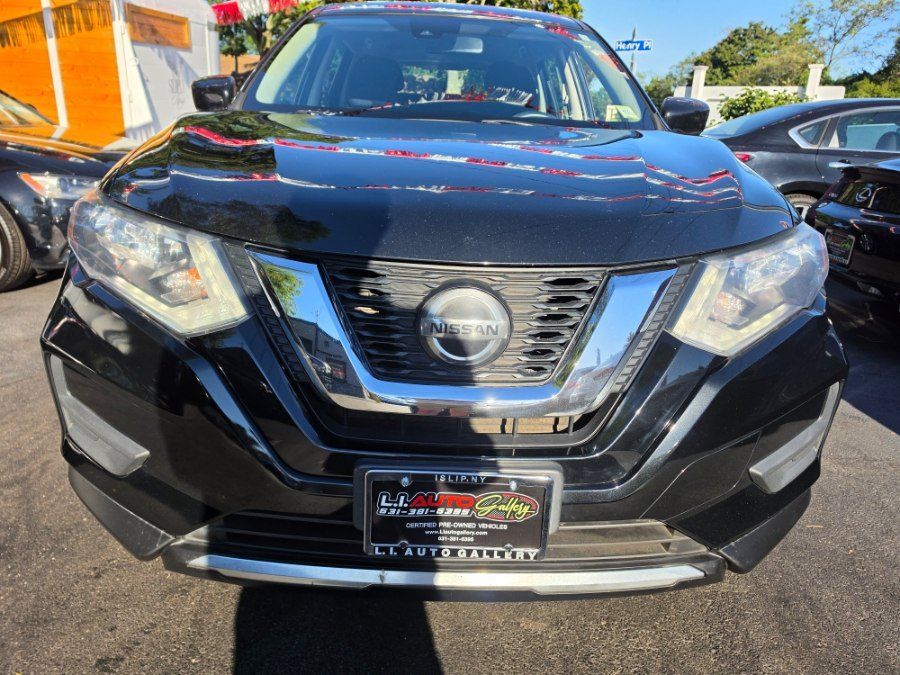 Used 2019 Nissan Rogue S AWD/4WD image 6