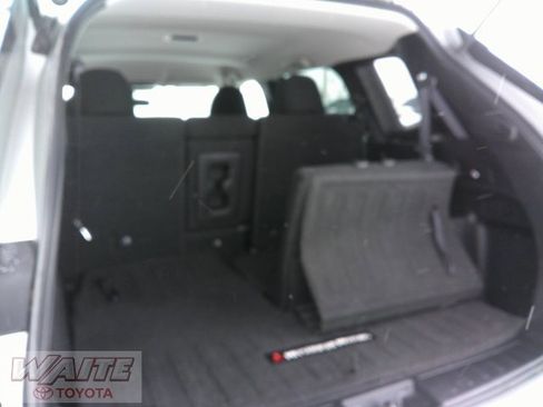Used 2022 Mitsubishi Outlander ES image 20
