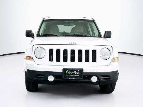 Used 2014 Jeep Patriot Sport w/ Power Value Group AWD/4WD image 2