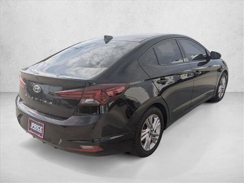 Used 2019 Hyundai Elantra SEL FWD image 5