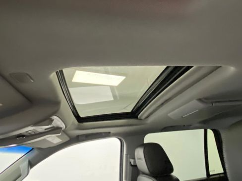 Used 2017 GMC Yukon Denali w/ Open Road Package image 21