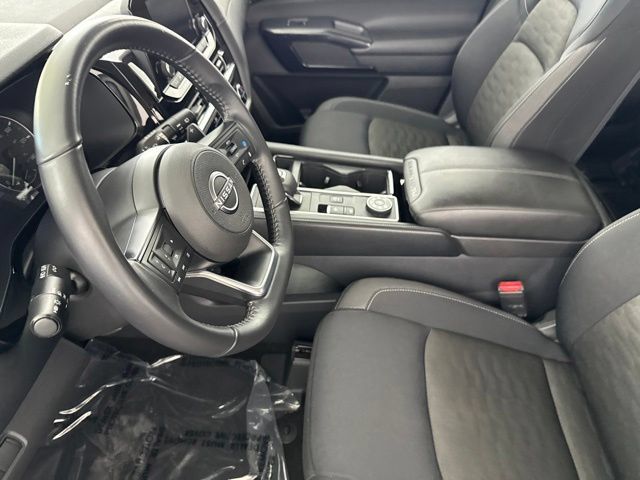 Certified 2025 Nissan Pathfinder SV AWD/4WD image 20