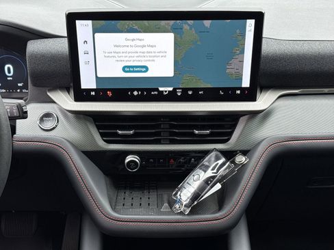 Used 2025 Ford Explorer ST w/ Sun And Sound Package image 30