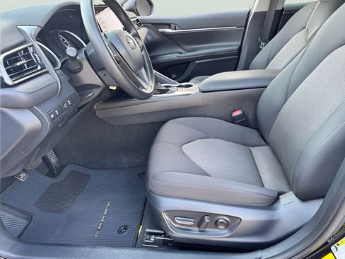 Used 2024 Toyota Camry LE FWD image 9