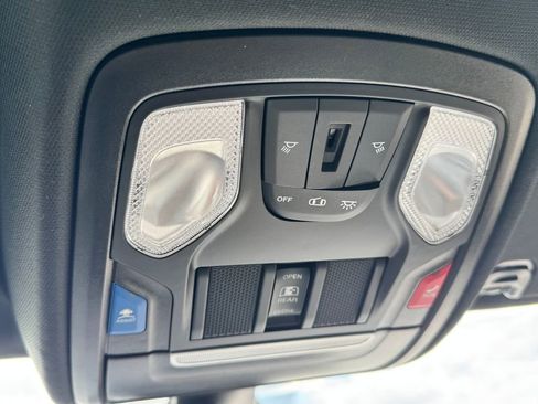Used 2022 RAM 1500 Big Horn AWD/4WD image 25