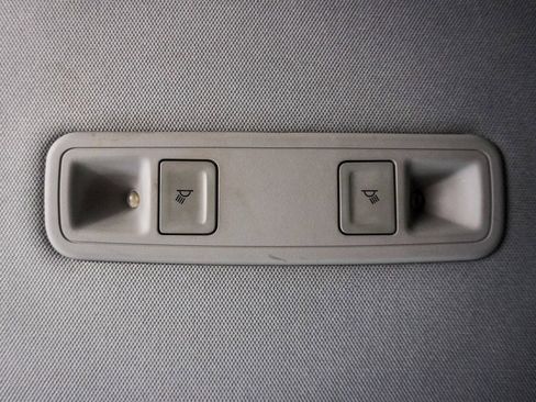 Used 2017 GMC Yukon SLT image 16