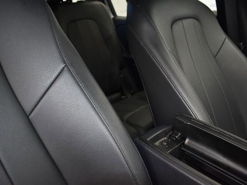 Used 2022 Mercedes-Benz GLB 250 GLB 250 image 25