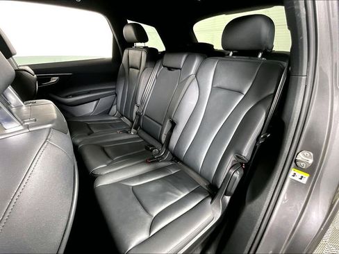 Used 2021 Audi Q7 3.0T Premium Plus w/ Premium Plus Package image 26