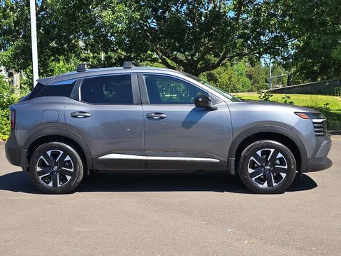 New 2026 Nissan Kicks SV w/ Interior Electronics Package AWD/4WD image 8