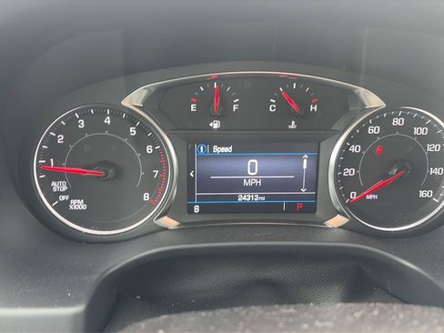 Used 2023 GMC Acadia SLE w/ Driver Convenience Package AWD/4WD image 9