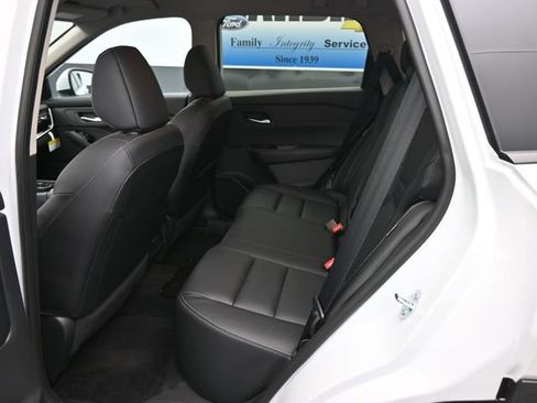 Used 2024 Nissan Rogue SL image 10