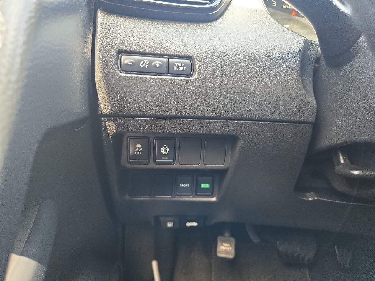 Used 2021 Nissan Rogue Sport S FWD image 25