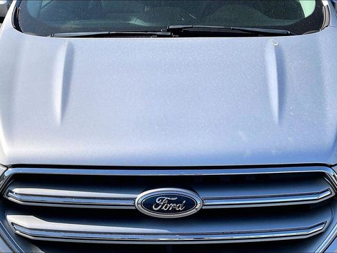 Used 2017 Ford Escape SE FWD image 10