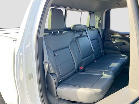 Used 2022 Chevrolet Silverado 1500 LT w/ All Star Edition Plus image 26