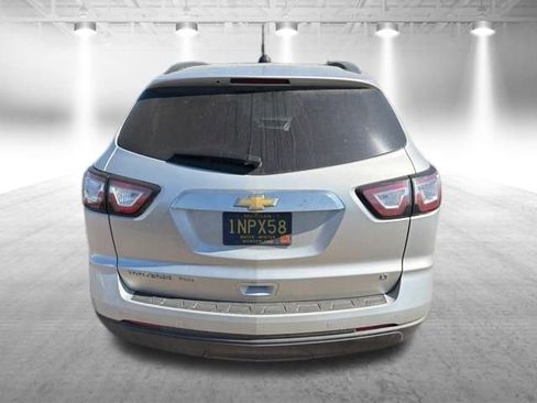 Used 2017 Chevrolet Traverse LT AWD/4WD image 5