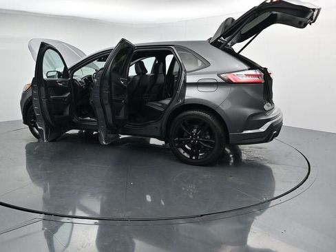 Used 2021 Ford Edge ST w/ Equipment Group 401A AWD/4WD image 41