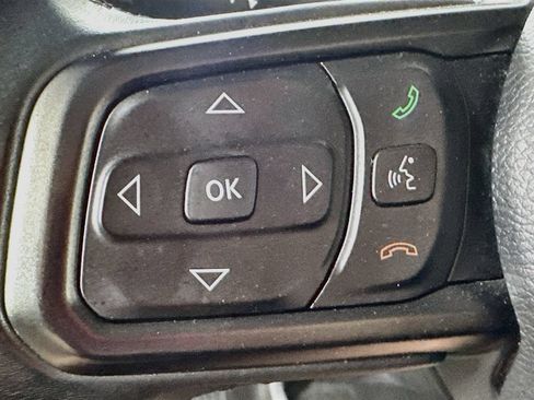Used 2018 Jeep Wrangler Unlimited Sport S AWD/4WD image 22