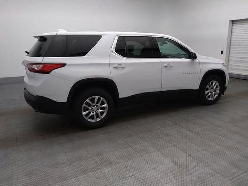 Used 2021 Chevrolet Traverse LS image 10