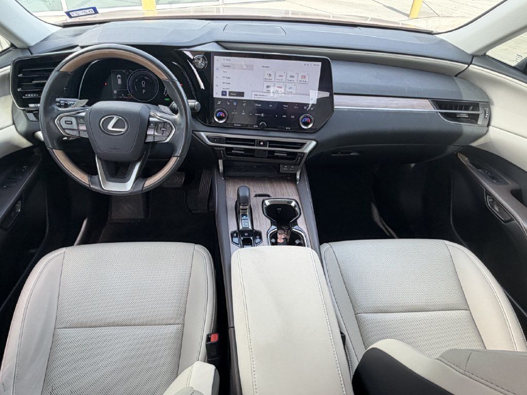 Used 2024 Lexus RX 350h w/ Accessory Package (K3) AWD/4WD image 10