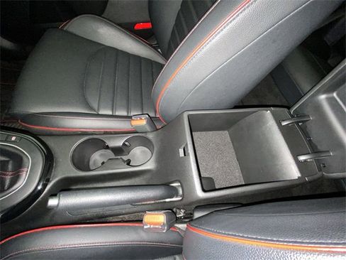 Used 2022 Kia Forte GT image 21