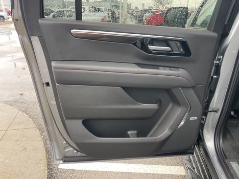 New 2026 Chevrolet Suburban RST w/ Comfort Package image 22