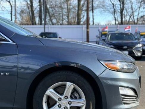Used 2020 Chevrolet Malibu LS FWD image 5