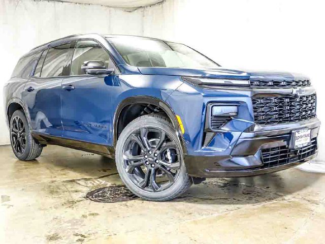 New 2027 Chevrolet Traverse RS w/ LPO, Floor Liner Package AWD/4WD image 2