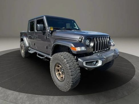 Used 2021 Jeep Gladiator Sport AWD/4WD image 7