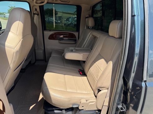 Used 2004 Ford F350 XL image 28