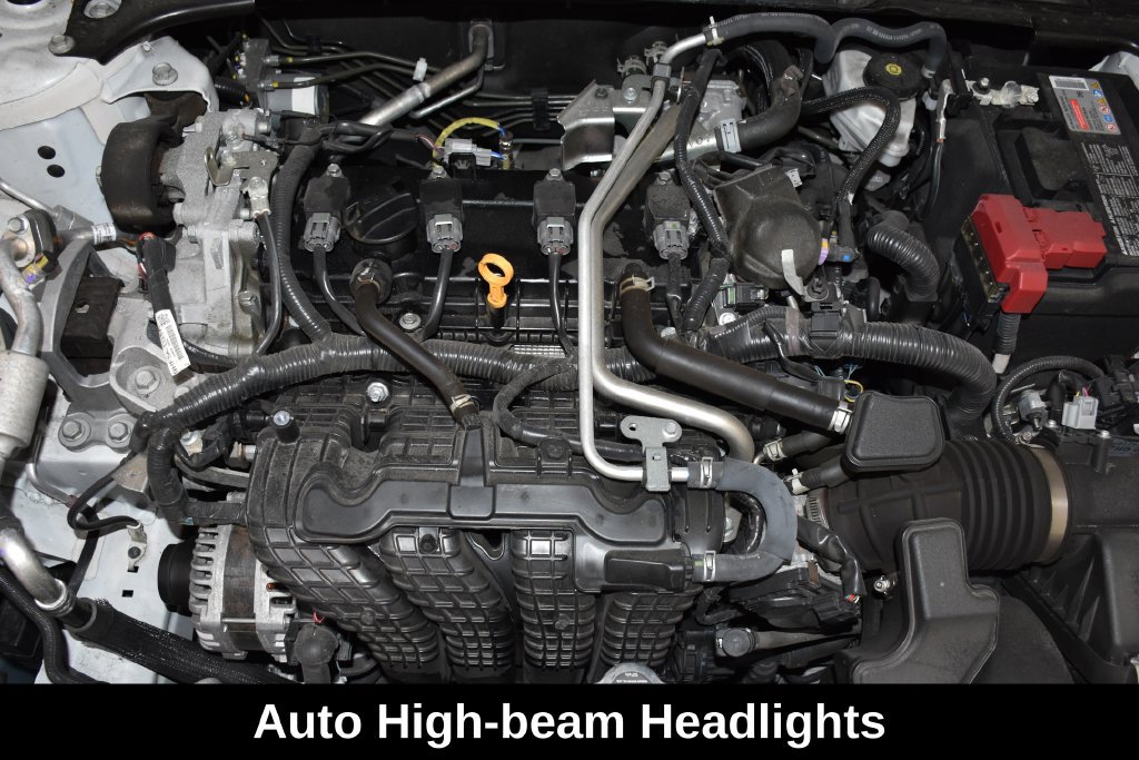 Used 2025 Nissan Altima 2.5 SV FWD image 8