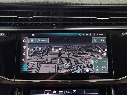 Used 2021 Audi Q8 Premium Plus image 37