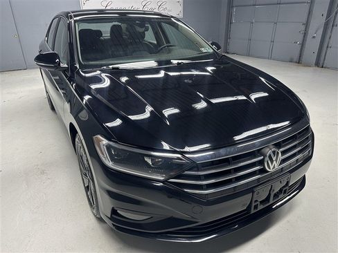 Used 2019 Volkswagen Jetta SEL Premium FWD image 9