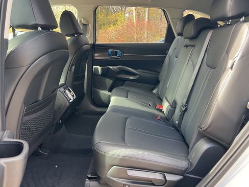 New 2026 Kia Sorento S image 13