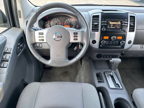 Used 2014 Nissan Frontier SV w/ SV Value Truck Package image 22