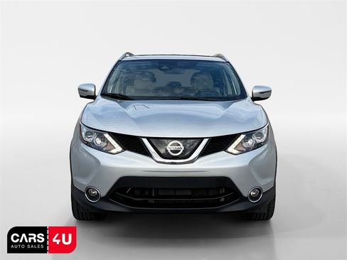 Used 2018 Nissan Rogue Sport SL w/ SL Premium Package image 2