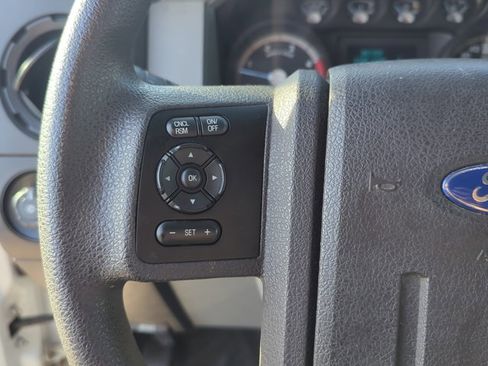 Used 2013 Ford F250 XL AWD/4WD image 12