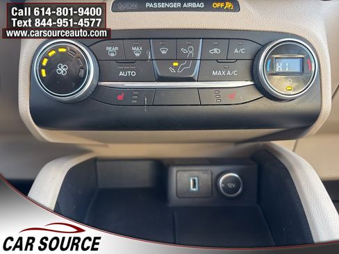 Used 2020 Ford Escape SE image 31