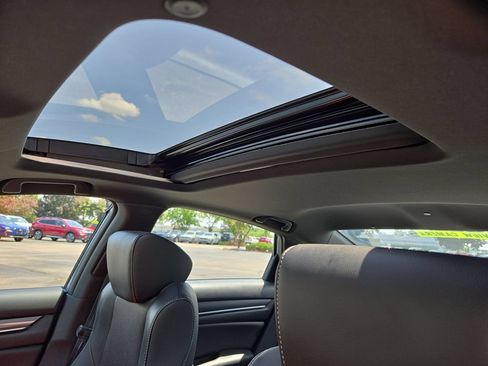 Used 2022 Honda Accord Sport image 25