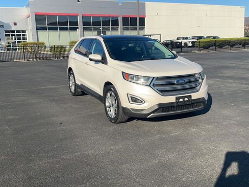 Used 2016 Ford Edge Titanium w/ Equipment Group 301A AWD/4WD image 3