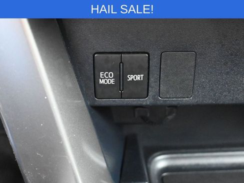 Used 2018 Toyota RAV4 LE w/ All Weather Liner Package image 22