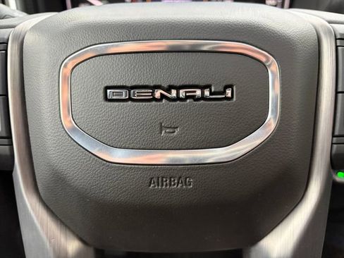 Used 2020 GMC Sierra 1500 Denali w/ Denali Premium Package image 7