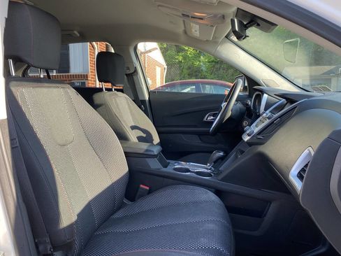 Used 2017 Chevrolet Equinox LT w/ Convenience Package AWD/4WD image 18