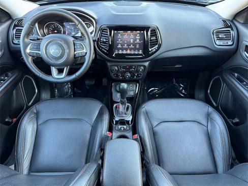 Used 2018 Jeep Compass Limited w/ Navigation Group image 15