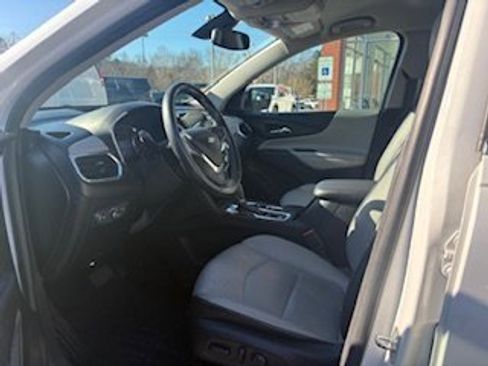 Used 2019 Chevrolet Equinox Premier image 12