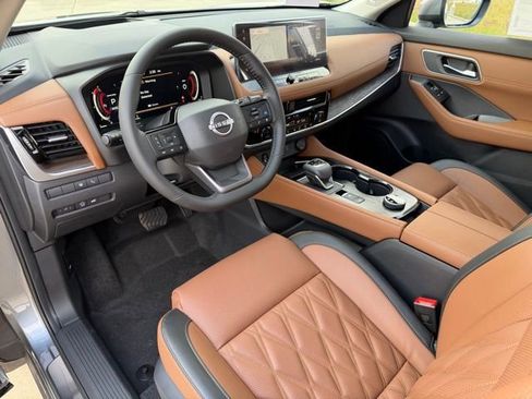 New 2026 Nissan Rogue Platinum w/ Platinum Premium Package image 14